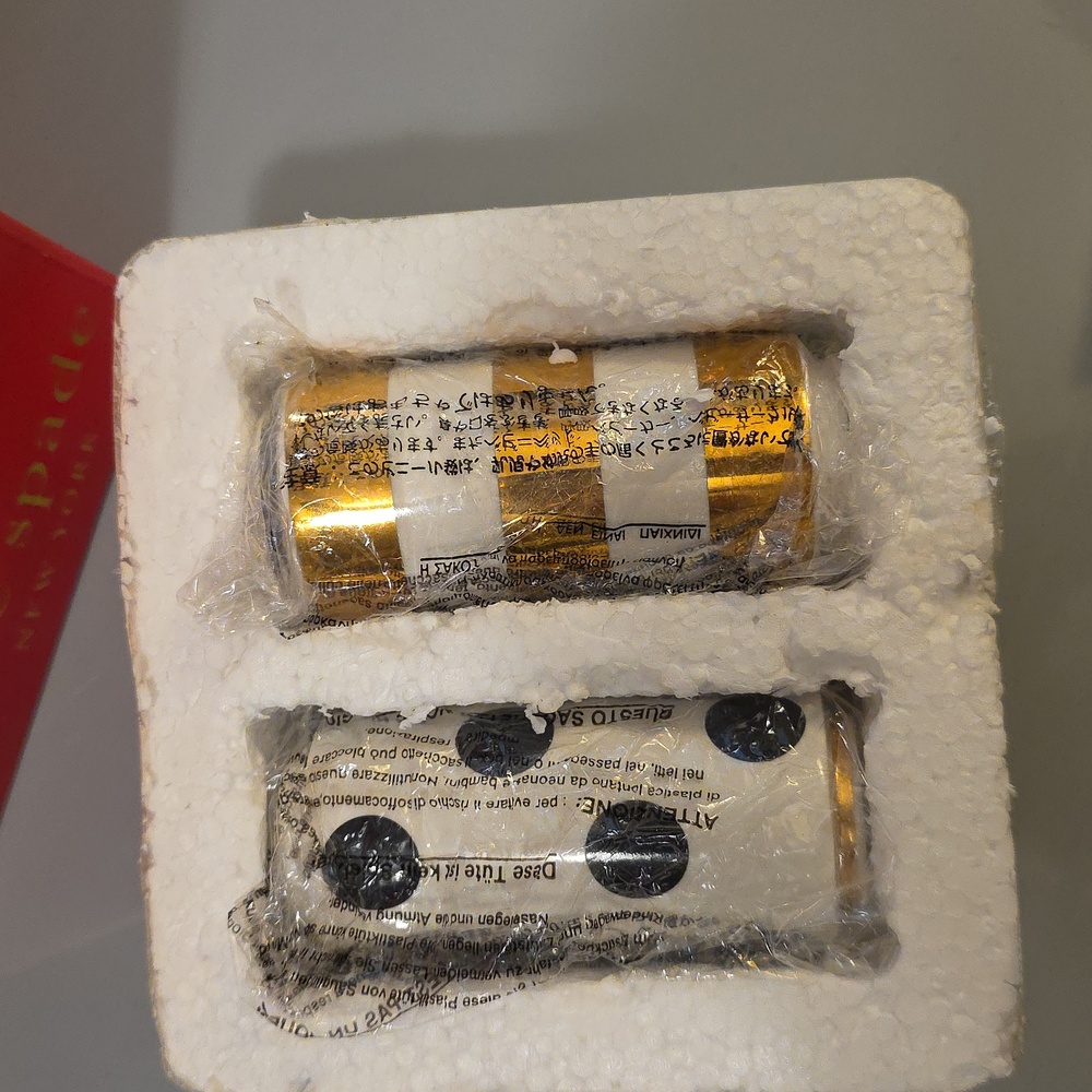 (J64) Kate Spade Dot & Stripes Salt and Pepper Shaker - Picture 7 of 10